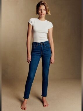 Sezane Slim Parfait High-Rise Skinny Jeans in Deep Blue Denim
